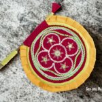 সুতোর তৈরি হাত পাখা
